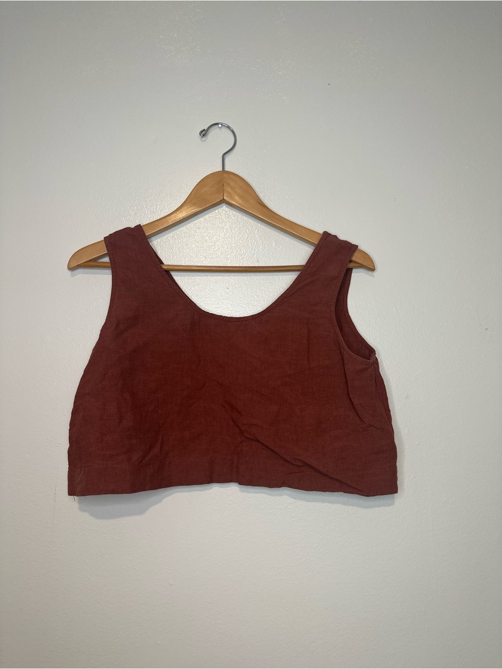 Amour Linen Women's Sleeveless Crop Tank Top Rust size M
